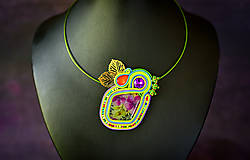 Náhrdelníky - Soutache farebný náhrdelník "Babkine kvety" - 15826322_