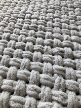 Úžitkový textil - Deka do kočíka z Alize Puffy 100x80cm sivo-hnedá + papučky - 15830490_