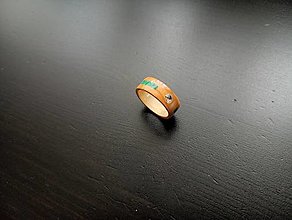 Prstene - Zásnubný drevený prsteň Oliva & malachit & zirkón - 15830437_