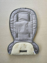 Detský textil - Podložka do kočíka ROAN  Bloom 100% ovčie rúno MERINO TOP SUPER WASH Natural Bodka šedá - 15832440_