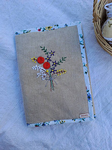 Papiernictvo - Vyšívaný obal na notes,knihu-červené kvety - 15834522_