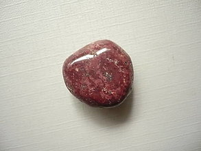 Minerály - Troml. - granát grosulár 20 mm, č.19 - 15834602_