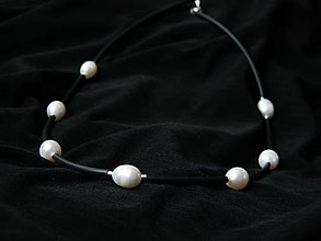 Náhrdelníky - S perlami...náhrdelník - 15836530_
