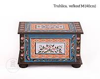 Nábytok - Maľovaná truhlica (rôzne veľkosti) (M - D40cm-Š26cm-V26cm  (masív)) - 15841257_