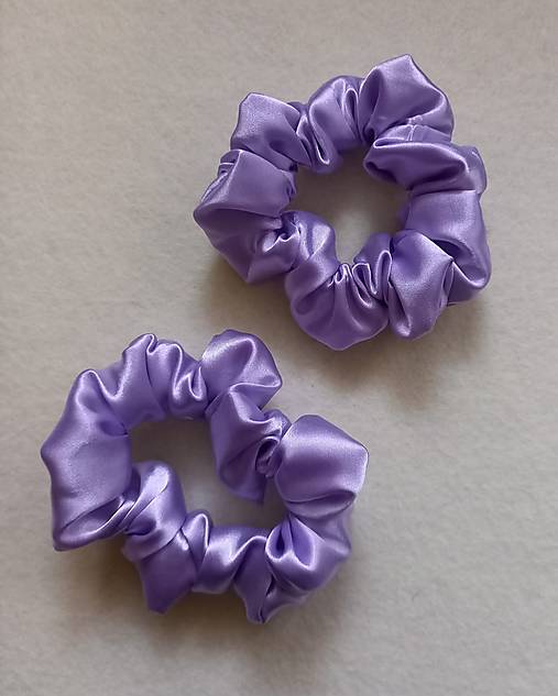 Ozdoby do vlasov - Scrunchie - gumička do vlasov - 15842578_