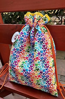 Detské tašky - Batoh,vak alebo školské vrecúško,,dúhové srdiečka" (Batoh) - 15842735_