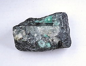 Minerály - Smaragd b701 - 15843533_