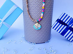 Náhrdelníky - Letný náhrdelník- Mušľa (Sýte farby) - 15843934_