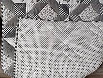 Úžitkový textil - Ružičkatý patchworkový prehoz - 15846692_