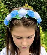 Ozdoby do vlasov - Folklórna kvetinová čelenka do vlasov modrá  - 15846347_