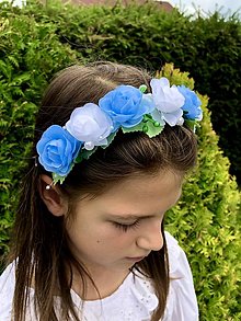 Ozdoby do vlasov - Folklórna kvetinová čelenka do vlasov modrá - 15846349_