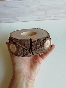 Svietidlá a sviečky - Okatý drevený svietnik prírodný (v13 - priemer 10 - 11 cm, výška 4 cm) - 15849670_