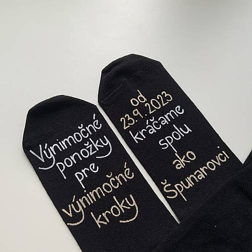 Maľované ponožky pre ženícha (čierne s novým spoločným menom)