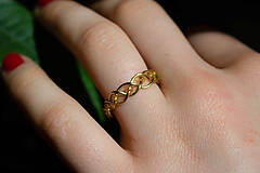Prstene - Pletený korálkový prstienok - žltý - 15857018_