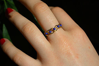 Prstene - Pletený korálkový prstienok - perleťový zlatý - 15856826_