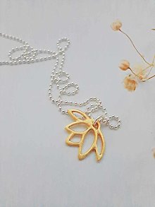 Náhrdelníky - Lotosový kvet náhrdelník - 15862920_