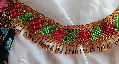 Náhrdelníky - folkový šitý náhrdelník č.16 - 15863670_