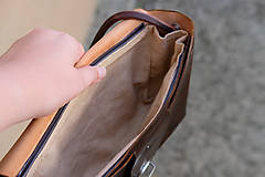 Kabelky - Kožená kabelka tmavá hnedá / s detailom listov / s podšívkou (Bez detailu a s vyberateľnou podšívkou) - 15864458_