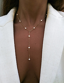Náhrdelníky - Noemi - vodeodolný náhrdelník v tvare Y s perlami - 15864258_