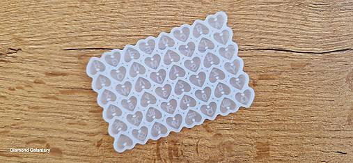 Nástroje - 	Silikónová forma - Abeceda srdiečka - 8,6x5,8 cm - 15869101_