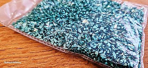 Polotovary - Sklenená drť - Sklenené kamienky - 50 gramov (Emerald) - 15869075_