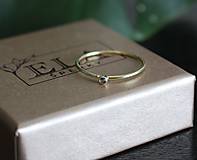 Prstene - Zlatý prsteň mini mini - modrý - 15868024_