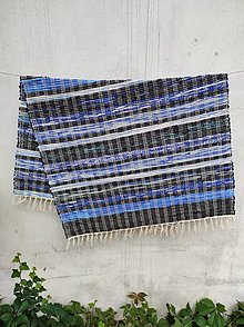 Úžitkový textil - Ručne tkaný koberec 80x130 cm, modrý mix - 15874213_