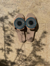 Ponožky, pančuchy, obuv - Shiny Evil Eye kožené sandále - 15697794_