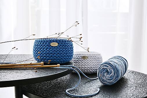 Úložné priestory & Organizácia - Pletený košíček - modrý mix (Modrá - Veľ. S) - 15876311_