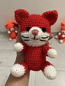 Hračky - mačka/mačička -červeno/oranžové (červená /vyšité očká/) - 15877026_