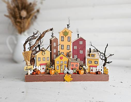 Dekorácie - Jesenná dekorácia ,,Slnečná dedinka,,  - 15880773_