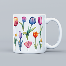 Nádoby - Prírodný kvetinový keramický hrnček s potlačou farebných tulipánov - 15883237_