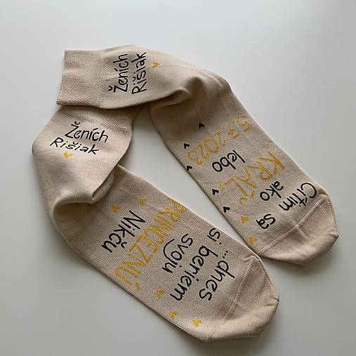Maľované ponožky pre ženícha
