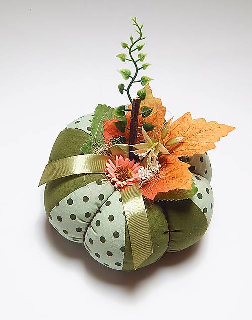 Dekorácie - Jesenná tekvička - väčšia, zeleno/bodkovaná - 15883959_