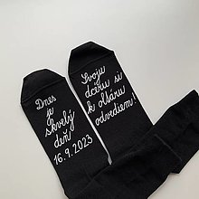 Ponožky, pančuchy, obuv - Maľované ponožky pre (otca nevesty (čierne písaným písmom)) - 15889264_