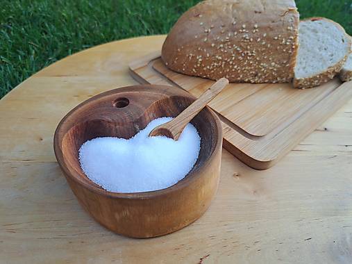 Soľnička Drevená miska s lyžičkou (Čerešňa)