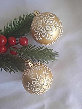 Dekorácie - Vianočné gule zdobené voskom - 15892480_