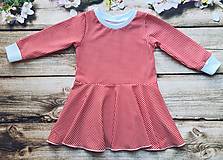 Detské oblečenie - Točivé šaty - červené kocky - 15896557_