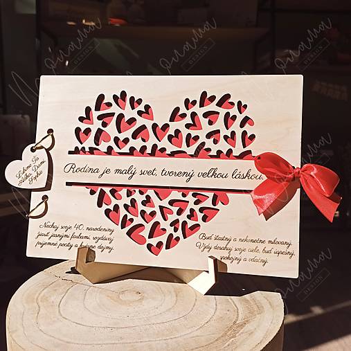 Papiernictvo - Drevený fotoalbum Narodeninový s venovaním (formát A4) (25 ks - Hnedý papier (225g)) - 15898383_