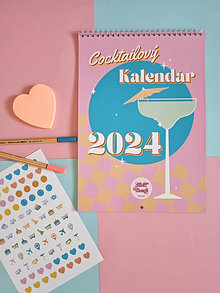 Papiernictvo - ZĽAVA 15 % Nástenný Koktejlový farebný retro 2024 kalendár (Slovenská verzia (meniny + sviatky)) - 15897649_