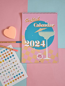 Papiernictvo - ZĽAVA 15 % Nástenný Koktejlový farebný retro 2024 kalendár (Anglická verzia) - 15897657_