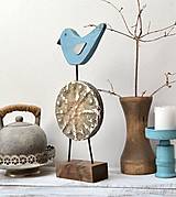 Sochy - Drevená dekorácia -Vtáčik na kruhu - 15902466_