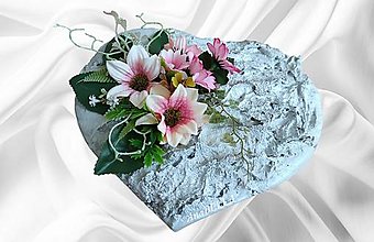Dekorácie - Srdce z lásky na hrob  (G ružové kvety) - 15901966_