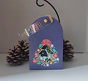 Dekorácie - Vianočná guľa z korálikov - priemer 7 cm - v krabičke - 15906017_