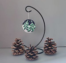 Dekorácie - Vianočná guľa z korálikov - priemer 7 cm - v krabičke - 15906011_