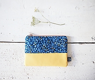 Taštičky - Kozmetická taška malá - dubové listy v modrej - 15907399_
