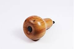 Dekorácie - Dekoratívna hruška z marhuľového dreva - 15909046_