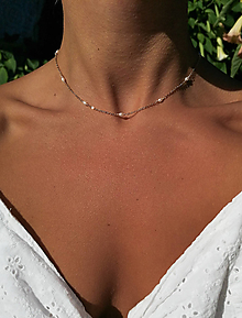 Náhrdelníky - Retiazkový náhrdelník so sladkovodnými perlami - 15910166_