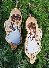 Vianočná drevená dekorácia "anjel 16"