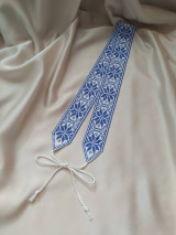 Opasky - Svadobný folklórny opasok z korálok v modro-bielej farbe - 15915162_